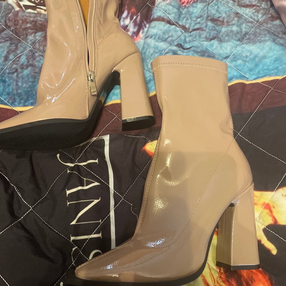 Princess Polly boots